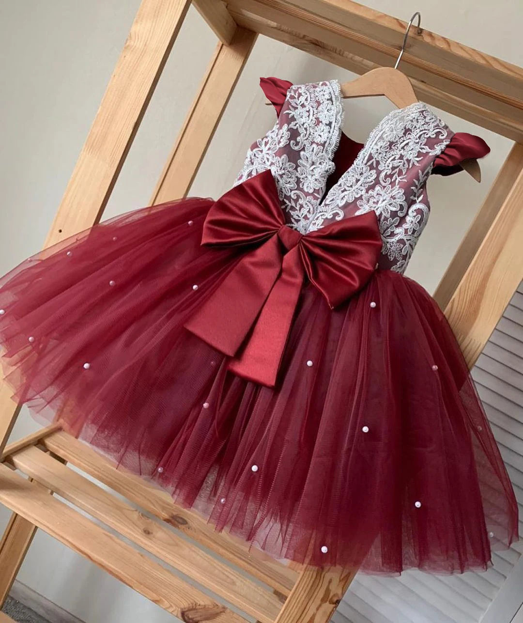 Christmas Prom Gowns: Sparkle and Shine