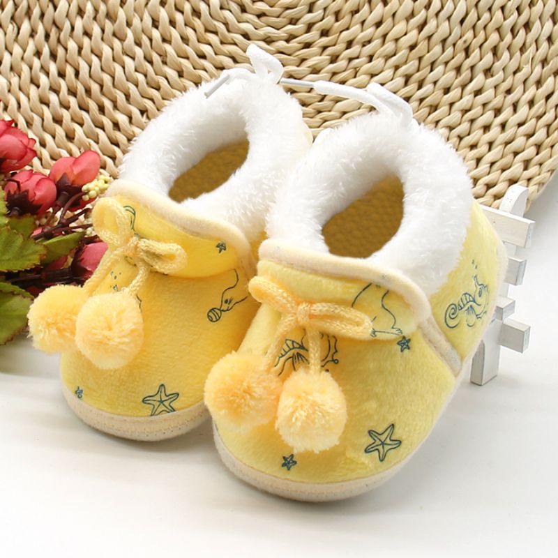 Winter Sweet Newborn Shoes