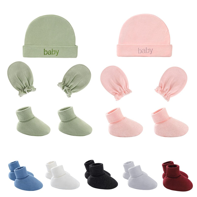 Newborn Hat+Gloves+Socks Set